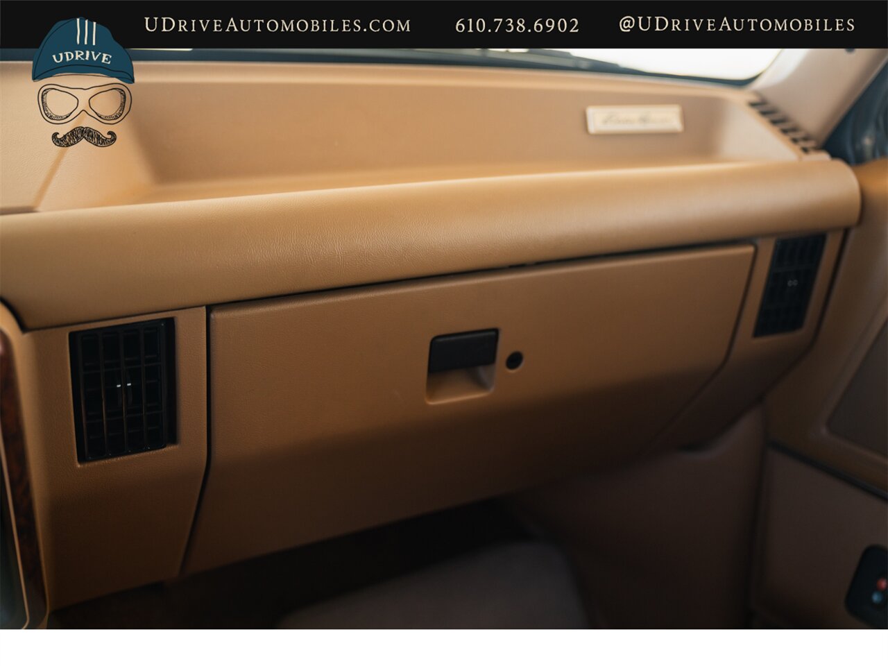 1990 Ford Bronco Eddie Bauer 4x4  11k Miles LIVE ON BRING A TRAILER - Photo 62 - West Chester, PA 19382