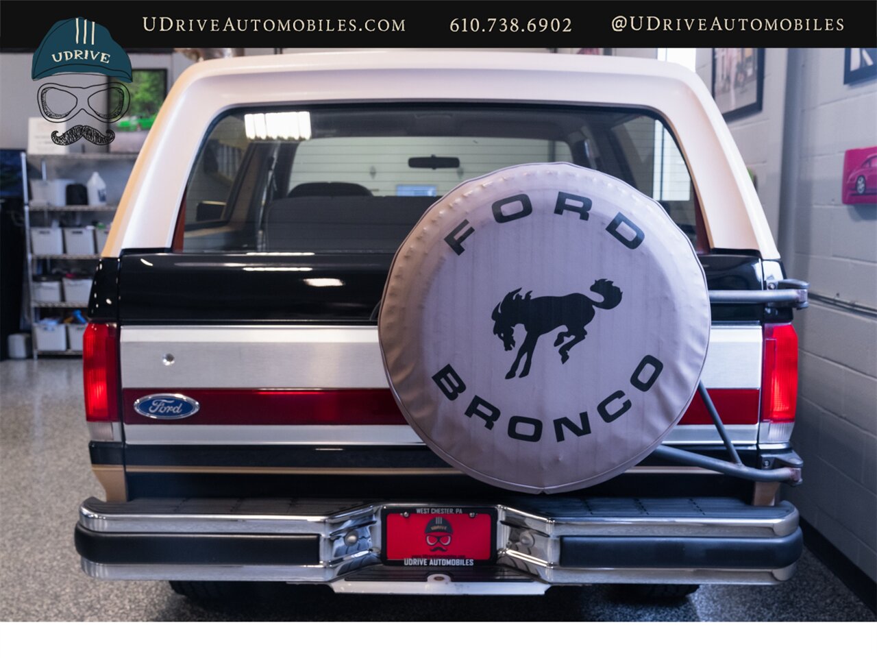 1990 Ford Bronco Eddie Bauer 4x4  11k Miles - Photo 8 - West Chester, PA 19382