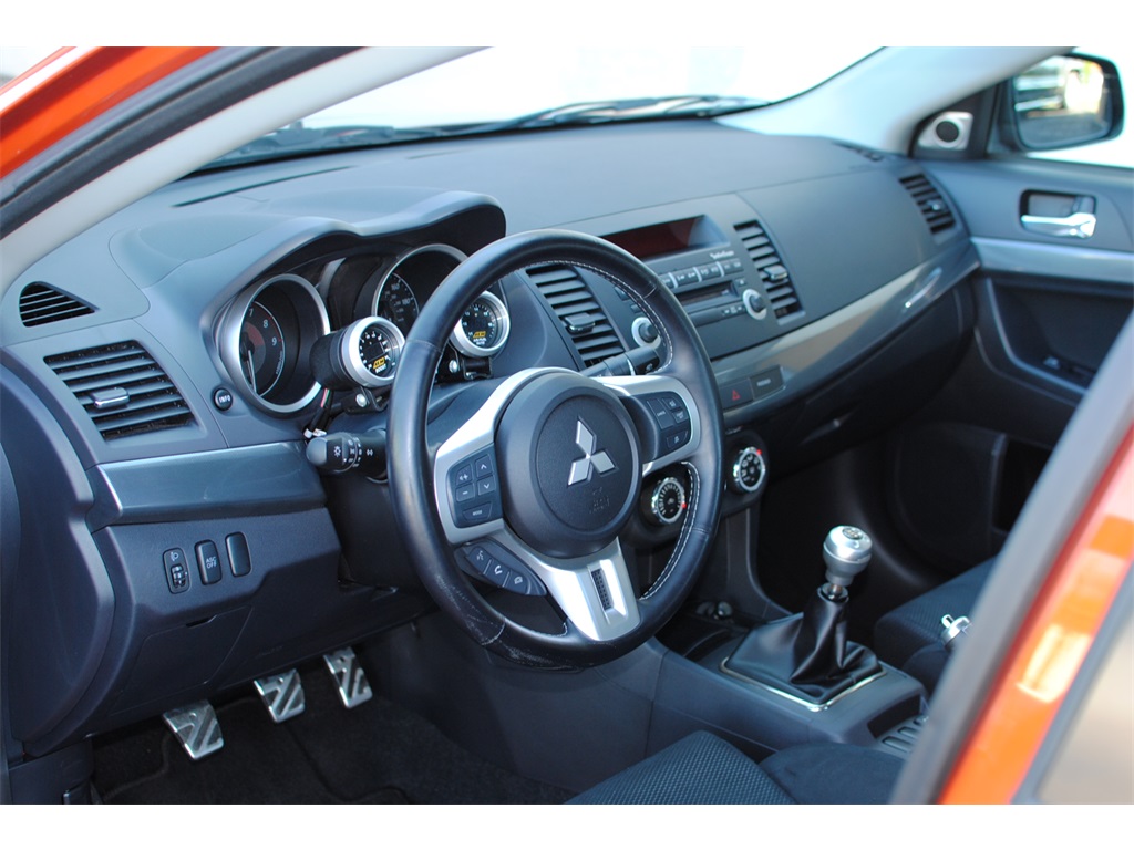 2010 Mitsubishi Lancer Evolution GSR   - Photo 13 - West Chester, PA 19382