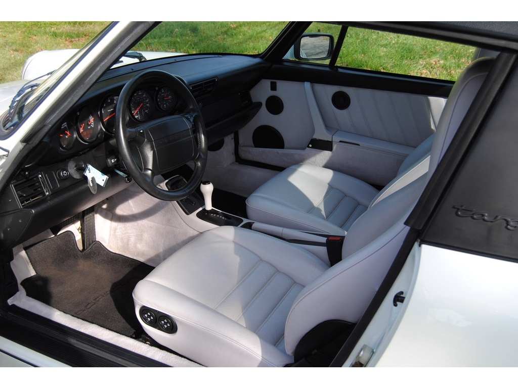 1991 Porsche 911 Carrera   - Photo 14 - West Chester, PA 19382