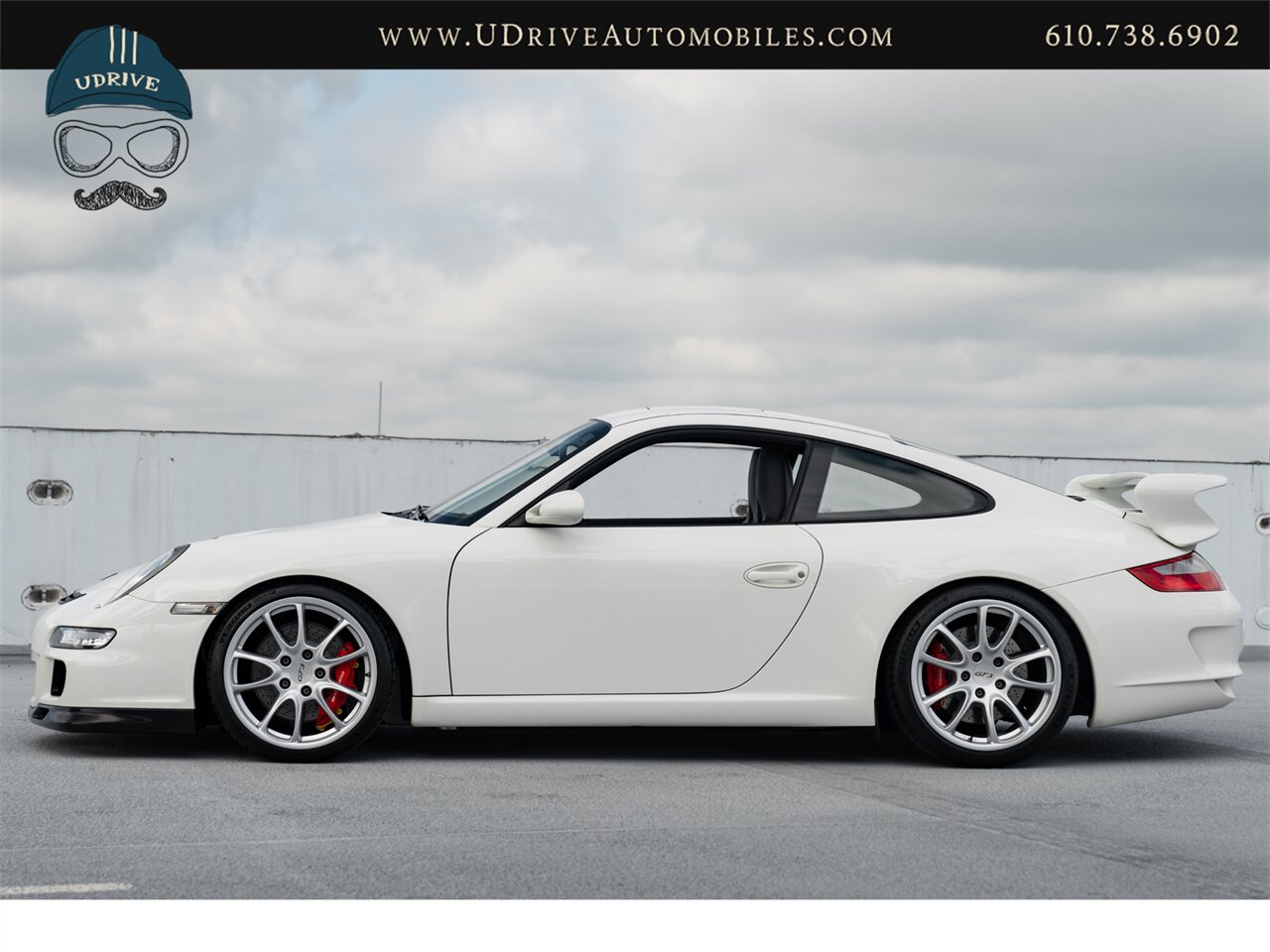 2007 Porsche 911 GT3  Carrara White Chrono Adap Sport Seats White Accents - Photo 11 - West Chester, PA 19382