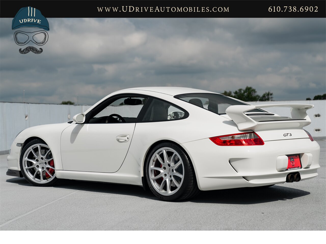 2007 Porsche 911 GT3  Carrara White Chrono Adap Sport Seats White Accents - Photo 5 - West Chester, PA 19382