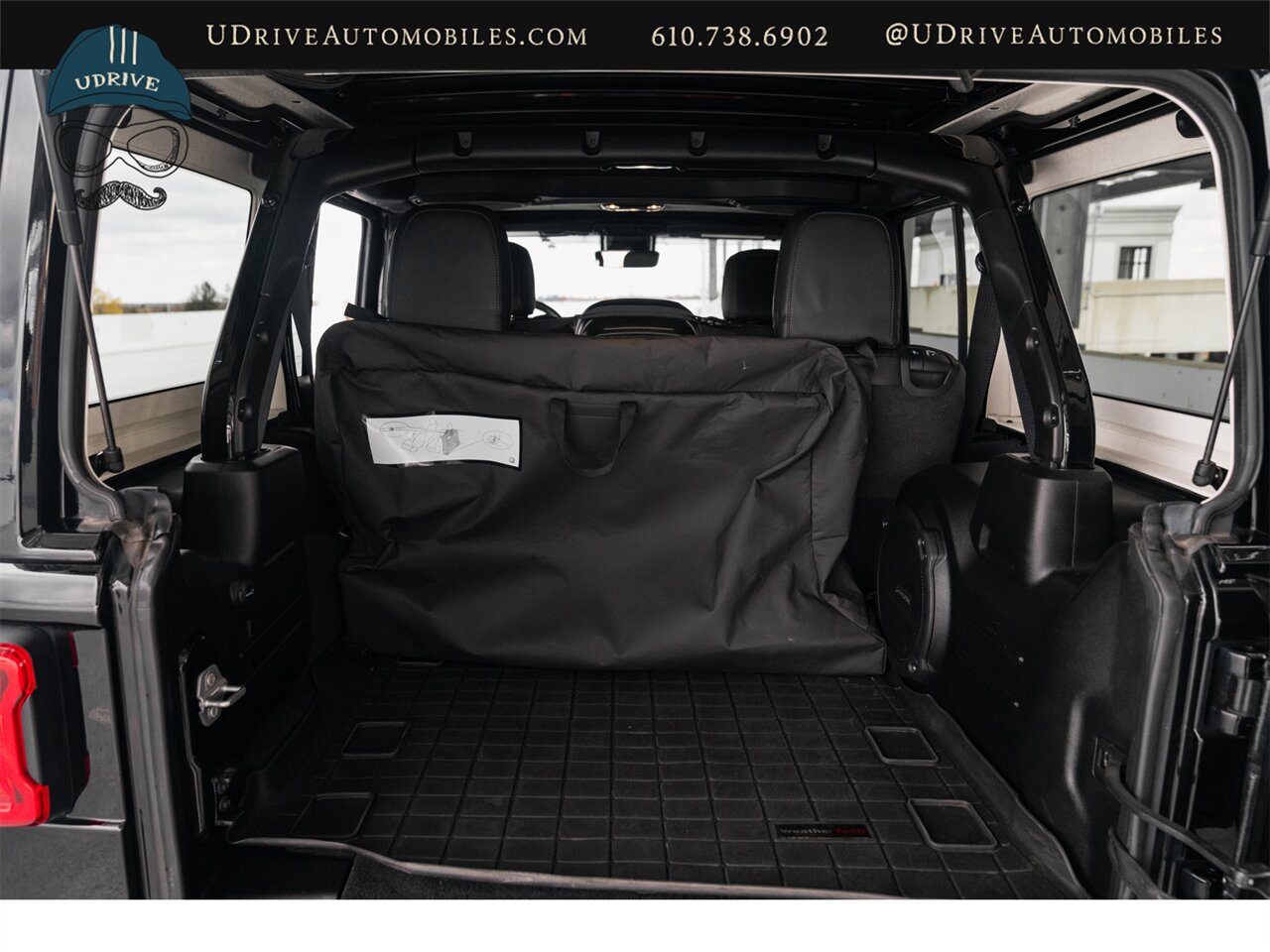 2023 Jeep Wrangler Rubicon 6 Speed Manual - Photo 51 - West Chester, PA 19382