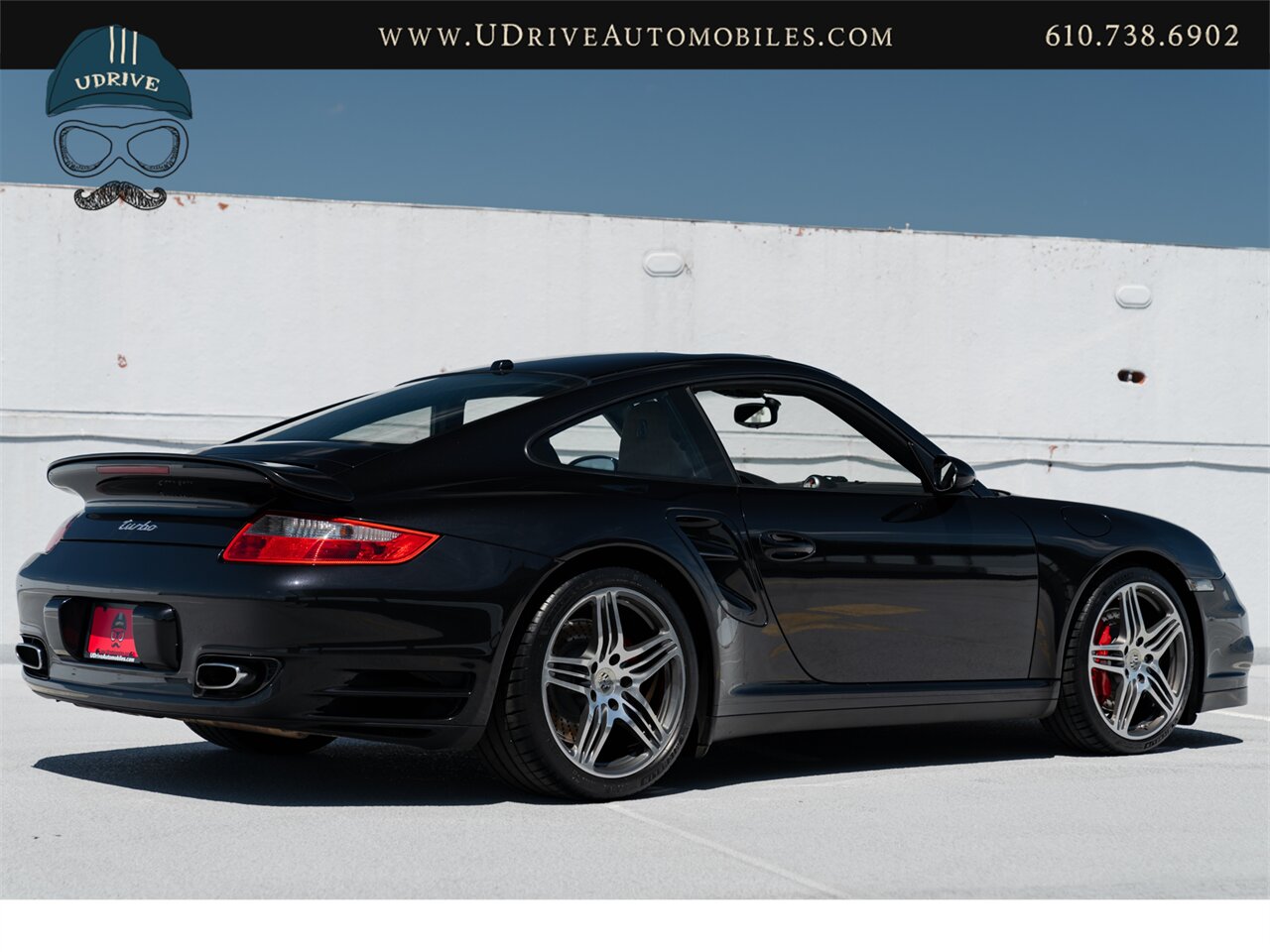 2009 Porsche 911 Turbo  997 6 Speed Manual Chrono Vented Seats Bi-Color Interior - Photo 21 - West Chester, PA 19382