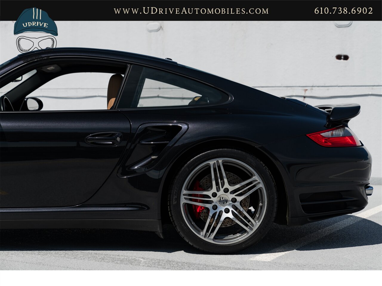 2009 Porsche 911 Turbo  997 6 Speed Manual Chrono Vented Seats Bi-Color Interior - Photo 26 - West Chester, PA 19382