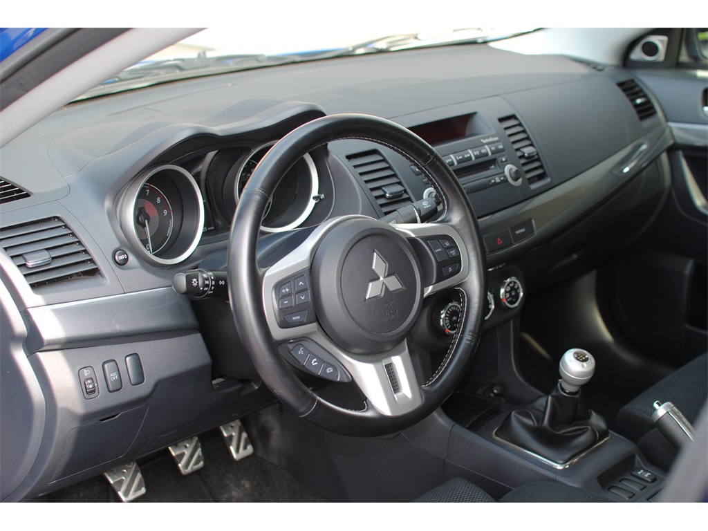 2010 Mitsubishi Lancer Evolution GSR   - Photo 17 - West Chester, PA 19382