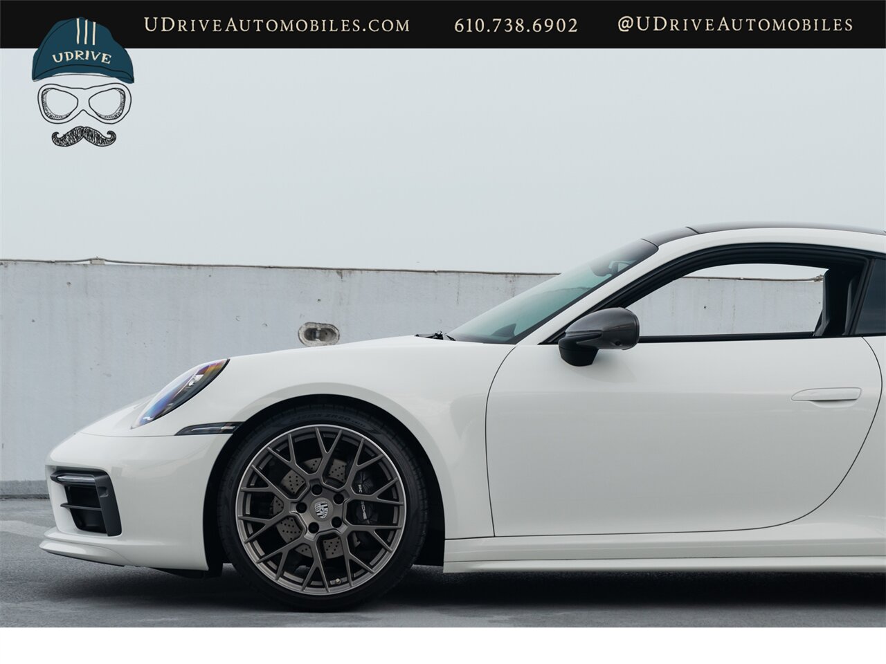 2024 Porsche 911 Carrera T 7 Speed Manual Sport Desgin PKG Chrono FAL - Photo 11 - West Chester, PA 19382