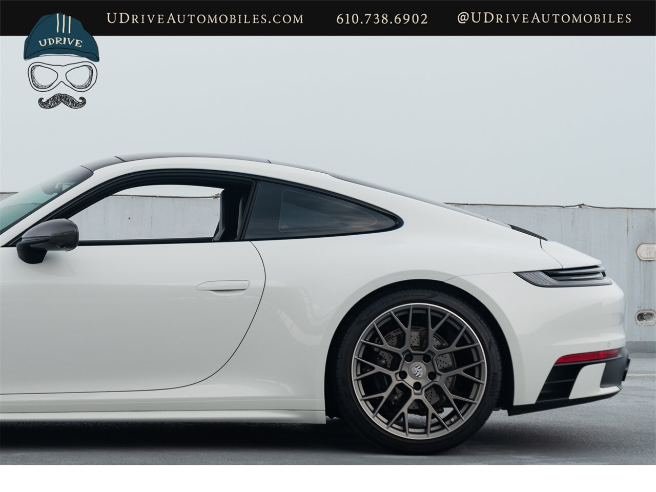 2024 Porsche 911 Carrera T 7 Speed Manual Sport Desgin PKG Chrono FAL - Photo 23 - West Chester, PA 19382