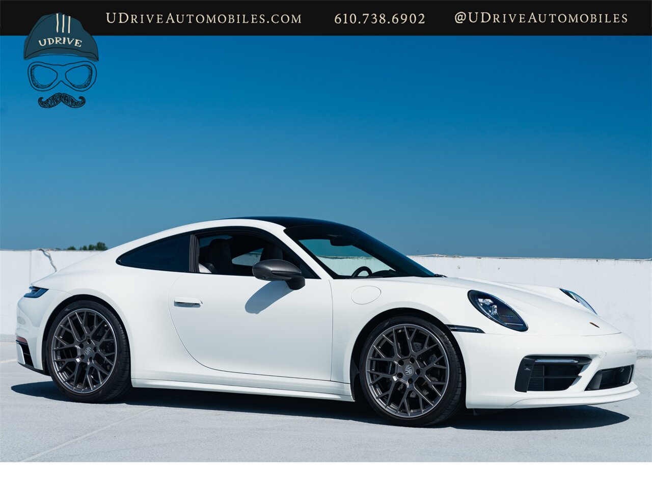 2024 Porsche 911 Carrera T 7 Speed Manual Sport Design PKG Chrono FAL - Photo 15 - West Chester, PA 19382