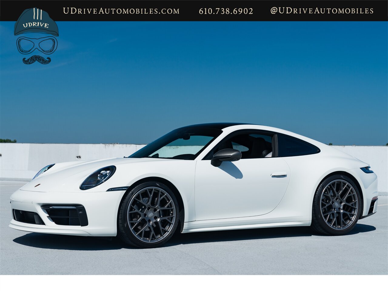 2024 Porsche 911 Carrera T 7 Speed Manual Sport Design PKG Chrono FAL - Photo 11 - West Chester, PA 19382