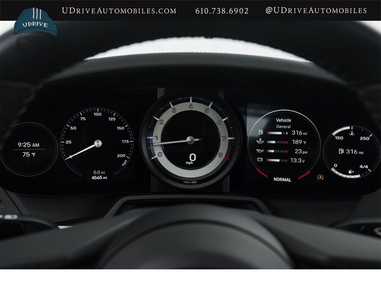 2024 Porsche 911 Carrera T 7 Speed Manual Sport Desgin PKG Chrono FAL - Photo 33 - West Chester, PA 19382