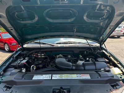 1997 Ford Expedition XLT   - Photo 12 - Redding, CA 96001