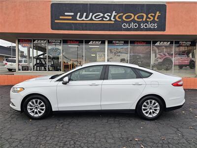 2015 Ford Fusion S   - Photo 4 - Redding, CA 96001