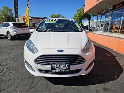 2019 Ford Fiesta SE   - Photo 2 - Redding, CA 96001