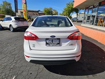 2019 Ford Fiesta SE   - Photo 6 - Redding, CA 96001