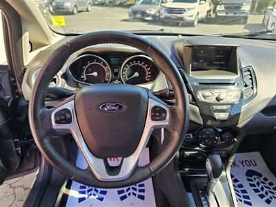 2014 Ford Fiesta SE   - Photo 10 - Redding, CA 96001