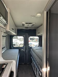 2024 Thor Dazzle 2AB   - Photo 11 - Las Vegas, NV 89121