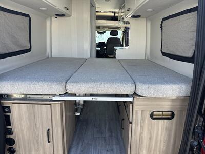 2024 Thor Dazzle 2AB   - Photo 7 - Las Vegas, NV 89121