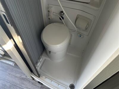 2024 Thor Dazzle 2AB   - Photo 14 - Las Vegas, NV 89121