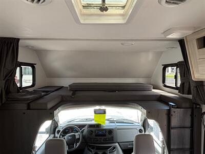 2024 Forest River Sunseeker 3010DS   - Photo 14 - Santa Fe Springs, CA 90670