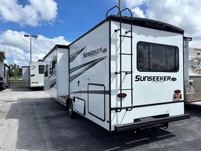 2024 Forest River Sunseeker 3010DS   - Photo 5 - Santa Fe Springs, CA 90670