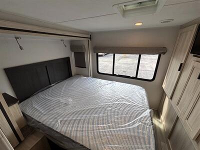 2024 Forest River Sunseeker 3010DS   - Photo 20 - Santa Fe Springs, CA 90670