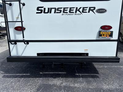 2024 Forest River Sunseeker 3010DS   - Photo 6 - Santa Fe Springs, CA 90670