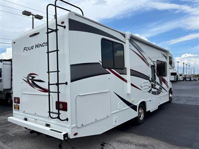 2024 Thor Four Winds 28A   - Photo 6 - Santa Fe Springs, CA 90670