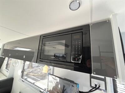 2025 MDC XT17HRT FAMILY 25FT   - Photo 24 - Santa Fe Springs, CA 90670
