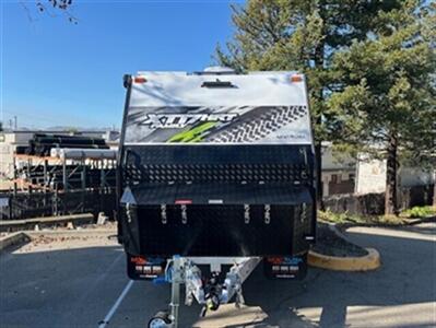 2025 MDC XT17HRT FAMILY 25FT   - Photo 2 - Santa Fe Springs, CA 90670