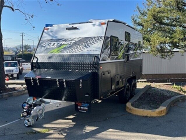 2025 MDC XT17HRT FAMILY 25FT  
