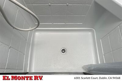 2024 Thor Four Winds 28A   - Photo 33 - Dublin, CA 94568