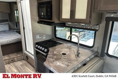 2024 Thor Four Winds 28A   - Photo 17 - Dublin, CA 94568