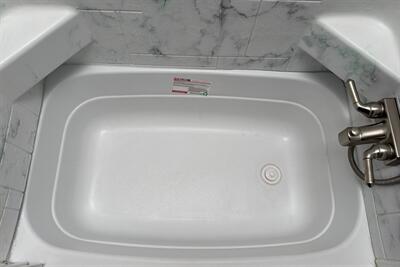 2023 Forest River Sunseeker 3250DSLE   - Photo 31 - Santa Fe Springs, CA 90670