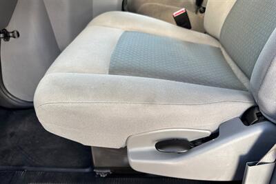 2023 Forest River Sunseeker 3250DSLE   - Photo 12 - Santa Fe Springs, CA 90670