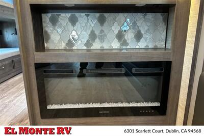 2023 Jayco SENECA 37L   - Photo 42 - Dublin, CA 94568