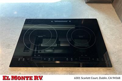 2023 Jayco SENECA 37L   - Photo 18 - Dublin, CA 94568