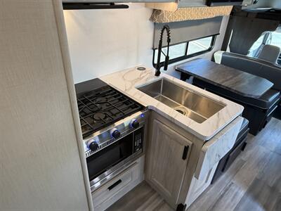 2024 Forest River Sunseeker 2950LE   - Photo 10 - Las Vegas, NV 89121