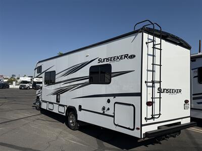 2024 Forest River Sunseeker 2950LE   - Photo 5 - Las Vegas, NV 89121