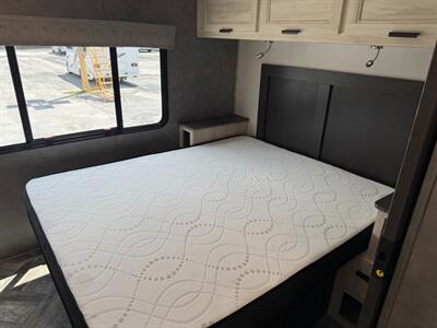 2024 Forest River Sunseeker 3010DS   - Photo 21 - Orlando, FL 32808