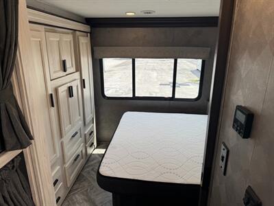 2024 Forest River Sunseeker 3010DS   - Photo 22 - Orlando, FL 32808