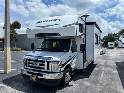 2024 Forest River Sunseeker 3010DS   - Photo 4 - Orlando, FL 32808