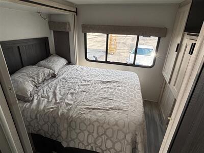 2024 Forest River Sunseeker 3010DS   - Photo 12 - Orlando, FL 32808