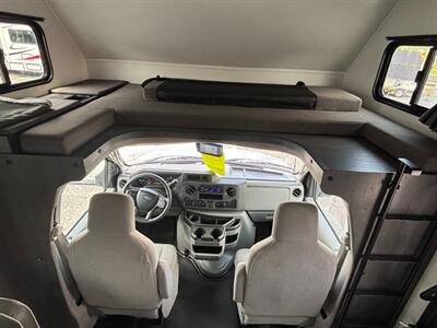 2024 Forest River Sunseeker 3010DS   - Photo 15 - Orlando, FL 32808