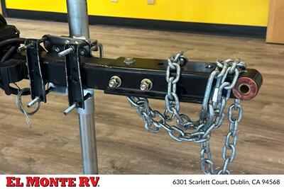 2024 Mission Overland Trail Dog 15FT   - Photo 5 - Dublin, CA 94568