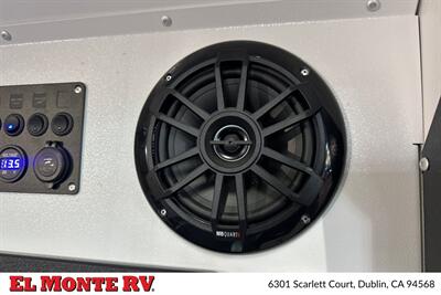 2024 Mission Overland Trail Dog 15FT   - Photo 30 - Dublin, CA 94568