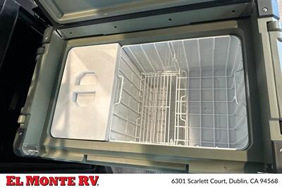 2024 Mission Overland Trail Dog 15FT   - Photo 14 - Dublin, CA 94568