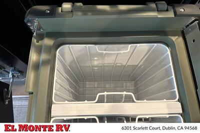 2024 Mission Overland Trail Dog 15FT   - Photo 15 - Dublin, CA 94568