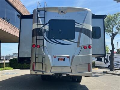 2019 Newmar Bay Star M-3014   - Photo 6 - Dublin, CA 94568