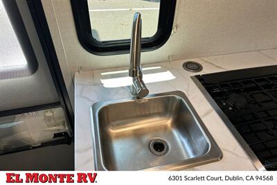 2026 Coachmen Leprechaun 210QSS - Photo 18 - Dublin, CA 94568